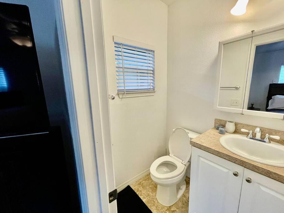 Cozy Modest Home Near Universal Studios/Volcanobay أورلاندو المظهر الخارجي الصورة
